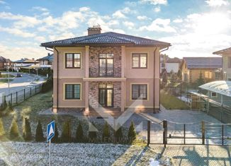 Сдается в аренду дом, 200 м2, деревня Покровское, 3-я Рождественская улица