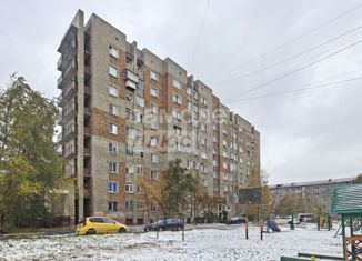 Продаю 1-ком. квартиру, 27.6 м2, Омск, улица 12 Декабря, 108