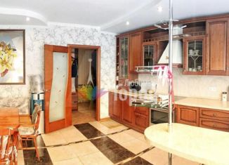 Продам пятикомнатную квартиру, 125 м2, Новокузнецк, улица Грдины, 23