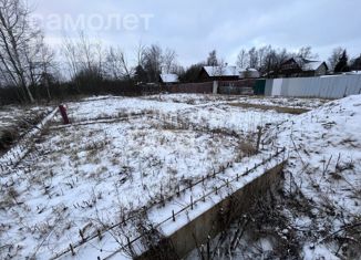 Земельный участок на продажу, 14.84 сот., деревня Хлябово, Озёрная улица, 15