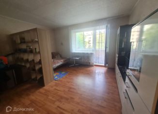 Продаю 1-комнатную квартиру, 42 м2, Екатеринбург, улица Бебеля, 170, улица Бебеля