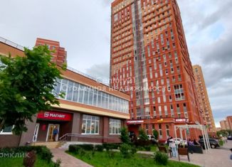 2-комнатная квартира на продажу, 57 м2, Щербинка, улица Барышевская Роща, 12