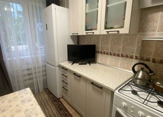 Продается 2-комнатная квартира, 44 м2, Волгоградская область, улица Наримана Нариманова, 15