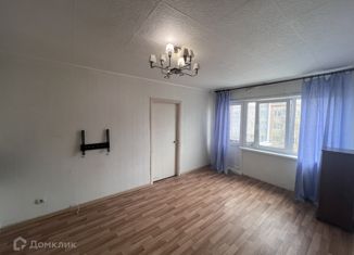 Двухкомнатная квартира на продажу, 43.8 м2, Пермский край, улица Ломоносова, 141
