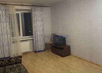 Продаю 1-комнатную квартиру, 29 м2, Нижний Новгород, улица Маршала Воронова, 18, улица Маршала Воронова