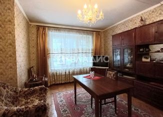 Продам 4-комнатную квартиру, 97 м2, Брянская область, Советская улица, 34