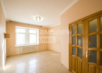 Продам двухкомнатную квартиру, 50.3 м2, Омск, Ялтинская улица, 45