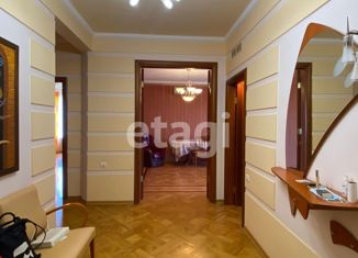 Продаю 5-комнатную квартиру, 176 м2, Екатеринбург, Гурзуфская улица, 16, метро Геологическая