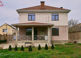 Продаю дом, 260 м2, село Ушаково, улица Котляревского, 4