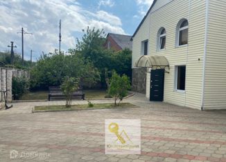 Продажа дома, 268.9 м2, поселок городского типа Новомихайловский, Совхозная улица, 11