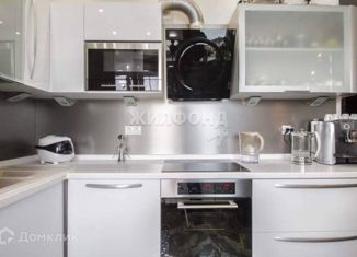 Продам четырехкомнатную квартиру, 117 м2, Сочи, Пластунская улица, 80Г, микрорайон Макаренко