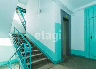 Продаю 2-комнатную квартиру, 42.4 м2, Новосибирск, Переездная улица, 64, Переездная улица