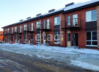 Продам 2-ком. квартиру, 57.7 м2, деревня Кривцово, Окольная улица, 11