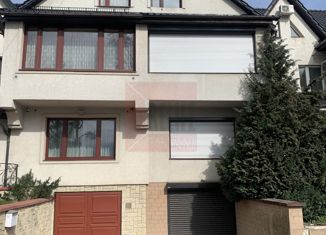 Сдам в аренду офис, 255 м2, Калининградская область, Верхнеозёрная улица, 25/5