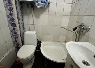 Двухкомнатная квартира на продажу, 23 м2, Астрахань, улица Тренева, 29А