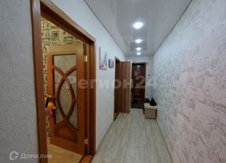 Продаю трехкомнатную квартиру, 61 м2, Заозёрный, улица Ленина, 8