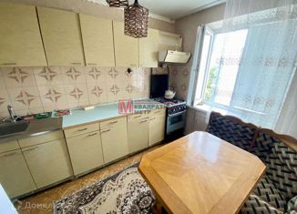 Продажа 3-комнатной квартиры, 67 м2, Старый Оскол, Комсомольский проспект, 33
