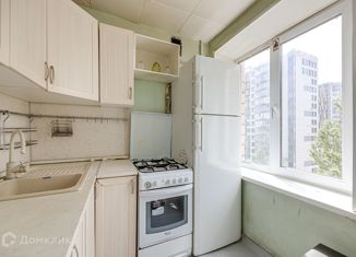 Продам 3-ком. квартиру, 55.1 м2, Москва, улица Багрицкого, 51, улица Багрицкого