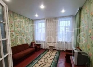 Продам двухкомнатную квартиру, 62.3 м2, Курская область, улица Гайдара, 2