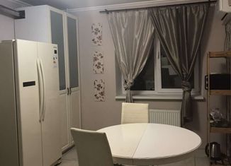 Продаю 3-ком. квартиру, 68 м2, Самара, микрорайон Крутые Ключи, 31, метро Юнгородок