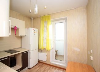 Сдам однокомнатную квартиру, 32 м2, Челябинск, Каслинская улица, 93, район Заречье