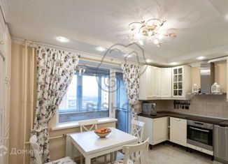 Продается 3-ком. квартира, 76.6 м2, Краснодар, ЖК Фонтаны