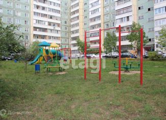 3-комнатная квартира на продажу, 92.7 м2, Калуга, бульвар Моторостроителей, 12