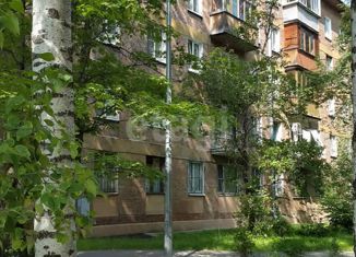 Продаю 1-комнатную квартиру, 30.7 м2, Санкт-Петербург, улица Матроса Железняка, 43, метро Пионерская