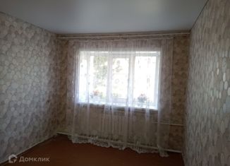 Продается 2-комнатная квартира, 48.2 м2, посёлок городского типа Волоконовка, Советская улица, 2