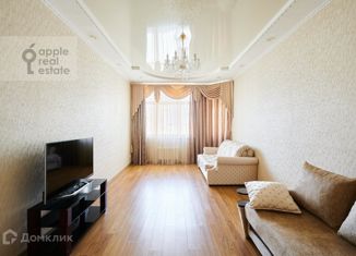 Трехкомнатная квартира в аренду, 110 м2, Москва, Ломоносовский проспект, 25к5, метро Университет