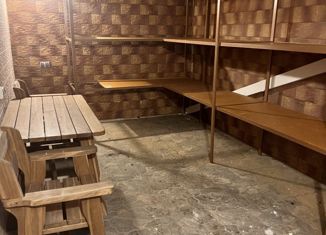 Продаю гараж, 18 м2, посёлок Пригородный, Театральная улица, 45