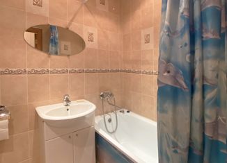 Сдам однокомнатную квартиру, 35 м2, Мурино, улица Шувалова, 1, ЖК Гринландия