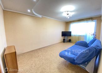 Продам 2-комнатную квартиру, 45 м2, Челябинск, улица 3-го Интернационала, 64, Центральный район
