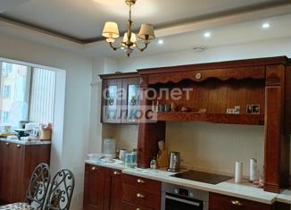 Продам 3-комнатную квартиру, 74 м2, Саха (Якутия), улица Пояркова, 18