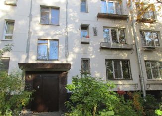 Продажа 4-комнатной квартиры, 49.3 м2, Санкт-Петербург, улица Тамбасова, 27к1, муниципальный округ Константиновское