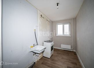 Продажа трехкомнатной квартиры, 63.8 м2, Екатеринбург, улица Громова, 142