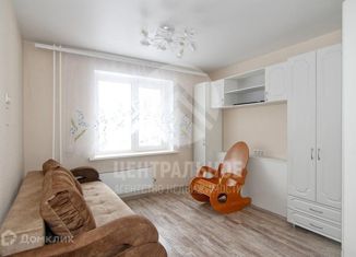 Двухкомнатная квартира на продажу, 56 м2, поселок Каинская Заимка, улица Серебряное Озеро, 7