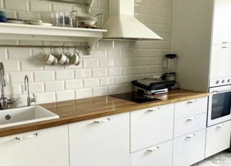 Продажа 2-комнатной квартиры, 62.5 м2, Екатеринбург, Окраинная улица, 35, Окраинная улица