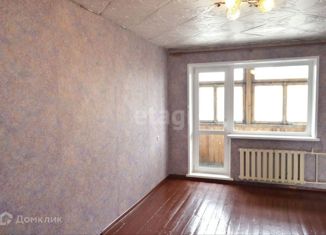 Продается двухкомнатная квартира, 47.7 м2, Кемеровская область, улица Юности, 7