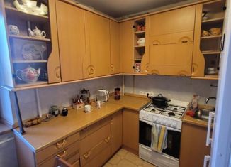 Сдается 2-ком. квартира, 50 м2, Москва, улица Артюхиной, 5, станция Текстильщики