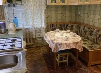 Продается 3-комнатная квартира, 73.7 м2, Ржев, улица Елисеева, 9