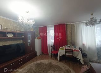 Продам двухкомнатную квартиру, 41.6 м2, Новосибирск, улица Демьяна Бедного, 56, метро Маршала Покрышкина