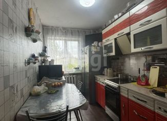 Продам 3-ком. квартиру, 63.8 м2, Белогорск, Батарейная улица, 7