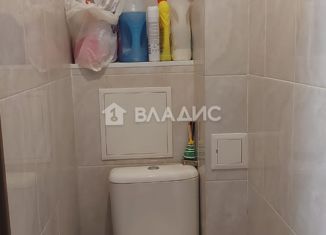 Продам 3-комнатную квартиру, 68 м2, Санкт-Петербург, улица Композиторов, 33/5, метро Парнас