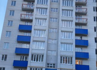 Продается двухкомнатная квартира, 83.4 м2, Карачаево-Черкесия, улица Космонавтов, 98