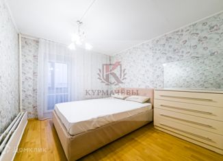 Сдаю 2-комнатную квартиру, 60 м2, Екатеринбург, улица Бабушкина, 29, метро Уралмаш