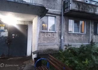 Двухкомнатная квартира на продажу, 43.8 м2, Полысаево, Волжская улица, 13А