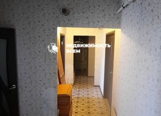 Продается четырехкомнатная квартира, 85.1 м2, Челябинск, улица Дегтярёва, 32, Металлургический район