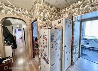 Продам 4-комнатную квартиру, 84 м2, Москва, Белореченская улица, 15, район Люблино