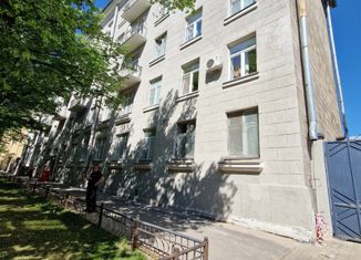 Продам комнату, 79.2 м2, Санкт-Петербург, улица Комиссара Смирнова, 13, муниципальный округ Сампсониевское